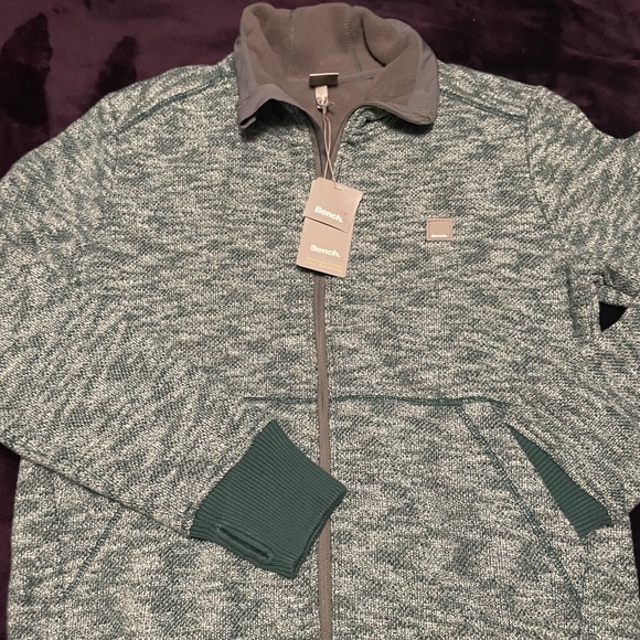 11BM.- Bench Nem Zip Thru Sweater. Size Medium. - Picture 3 of 4